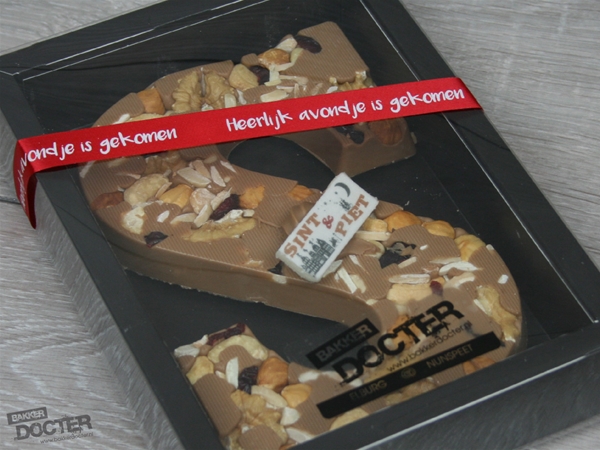 Chocoladeletter hazelnoot